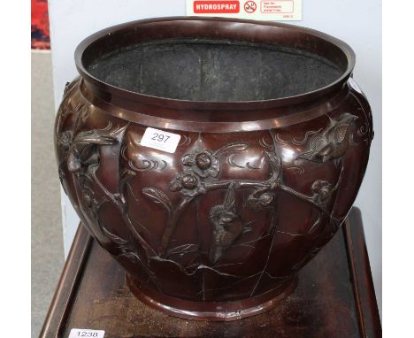 Large Bronze Japanese Jardiniere, Meiji period, cast with birds and blossoms, 29cm high