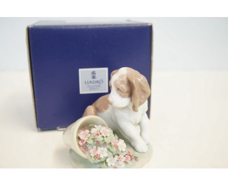 Lladro collectors society 77672 'It wasn't me' with original box