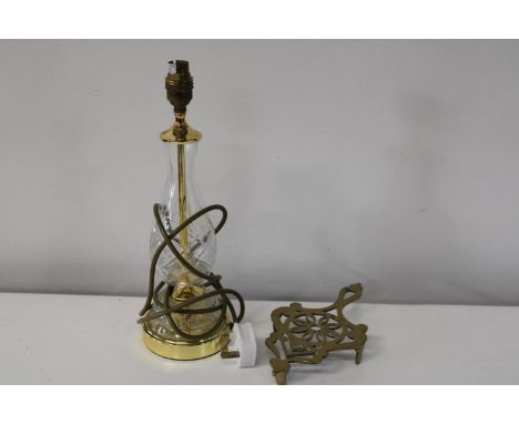 A brass trivet & brass & glass table lamp.Lamp Height 37cm 