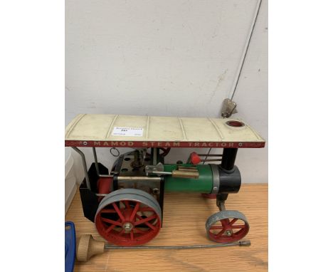 A Mamod traction engine