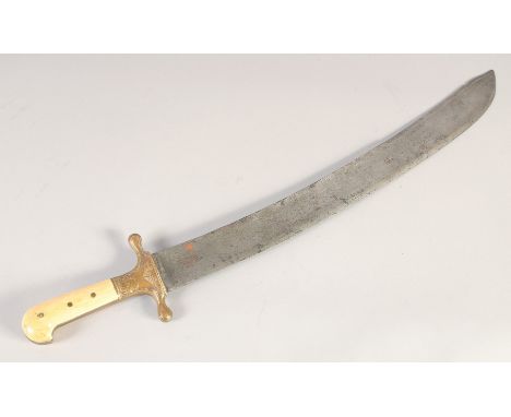 A CURVED HUNTING HANGER, early 19th century, wide fullered blade, gilt brass quillons, grip with riveted bone scales, 17in bl