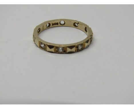 9CT YELLOW GOLD STONE SET ETERNITY STYLE RING, approximately 1.5 grms in weight,  size K/L 