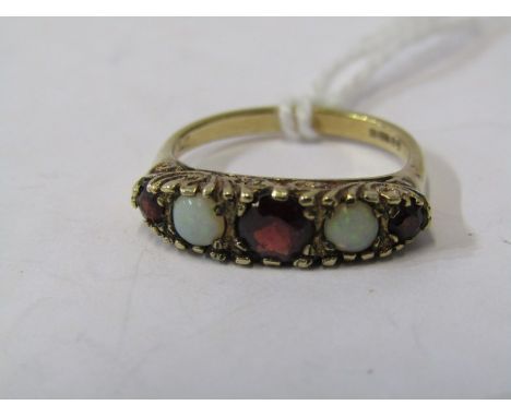 VINTAGE 9CT YELLOW GOLD GARNET &amp; OPAL RING, size K/L 