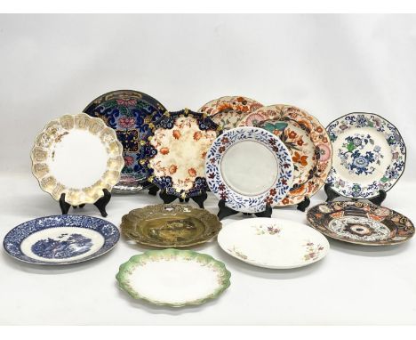 A collection of 19th and early 20th century plates. Dresden, Wedgwood, Doulton Burslem, Royal Doulton, Mason’s, Aynsley etc. 