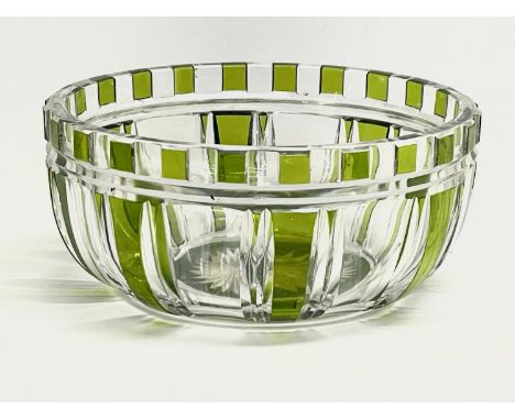 A vintage Art Deco heavy crystal bowl. 23x10cm 