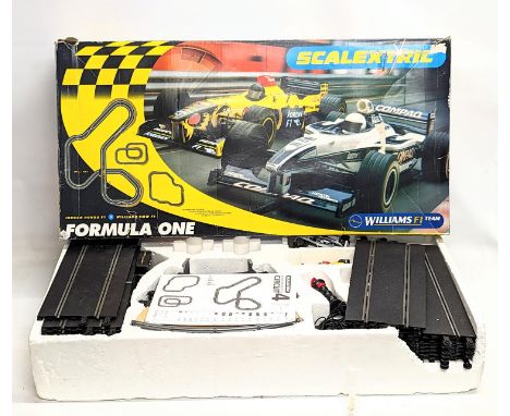 A Scalextric Formula 1 Racing Set, Jordan Honda F1 V Williams BMW F1. 