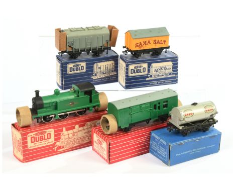 Hornby Dublo 2-rail Locomotive and Rolling stock consisting of 2207 0-6-0 BR green Tank Loco No.31340 with Guarantee slip dat