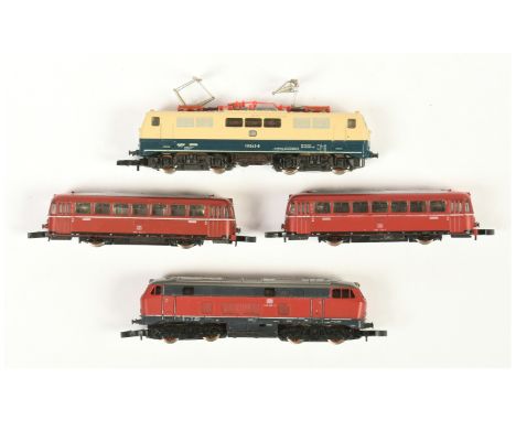 Marklin mini-club Z Gauge Diesel and overhead Electric Locomotives consisting of Class 111 in cream and Blue No.111 043-6, Cl