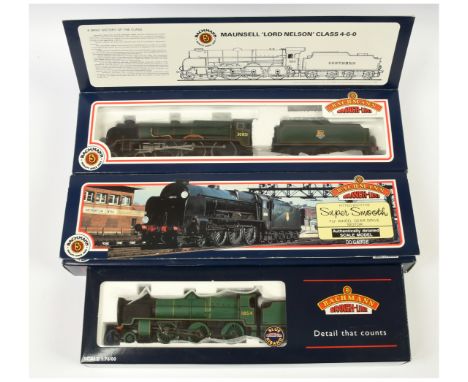 Bachmann 00 Gauge group of Steam Outline Locomotives 32-155 2-6-0 Loco &amp; Tender SR Green N class No.1854, 31-401 4-6-0 Lo