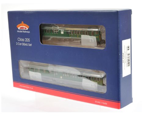 Bachmann OO Gauge 31-235Z 2-car BR (SR) green 2H (Thumper) Class 205 DEMU No.1115, this model was produced exclusively for Ke