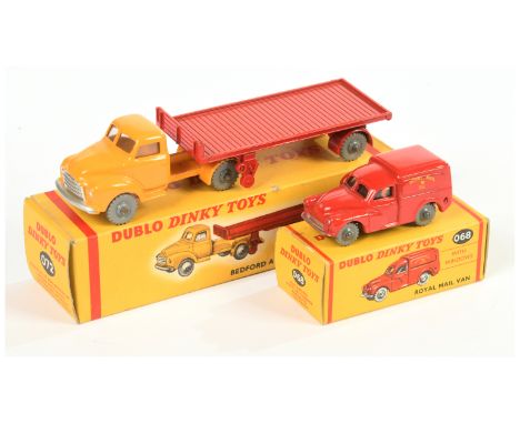Dublo Dinky pair of boxed vehicles. Comprising 068 Morris Minor Van "Royal Mail" red / grey plastic treaded wheels; 072 Bedfo