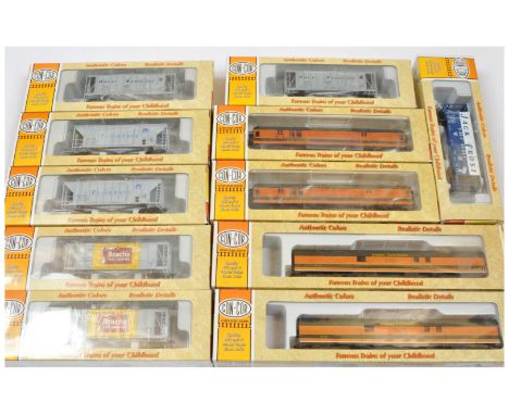 Con-Cor H0 Scale Passenger and Freight cars consisting of Great Northern Railway Express post office car *2, Agency baggage c