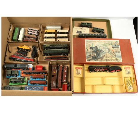 Marklin HO mixed group of Loco's, Coaches, Wagons &amp; Set. To include 3-rail DB Red / Grey Diesel Loco; 3-rail 0-6-0 Steam 