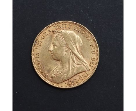 A Queen Victoria Sovereign, old veiled bust l. George and Dragon reverse, dated 1901. *CR light surface marks and rubbing.