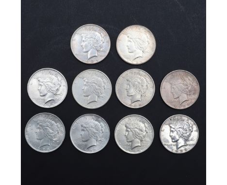 United States of America Peace Dollars, 1922 (2), 1923 (4), 1924, 1925, 1934 and 1935. 10 coins. *CR Light surface marks and 