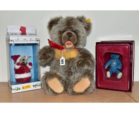 A STEIFF 0302/40 TEDDY BEAR, having two tone brown fur, honey felt pads and bib area, fully jointed, growler (growls quietly)