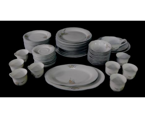 A Winterling Marktleuthen of Bavaria tea and dinner service, comprising twelve dinner, dessert, bowls, saucers, eight cups, t