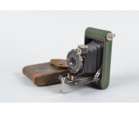 A Boy Scout Kodak Folding Camera, 6 x 4.5cm on 127 film, U.K. version in dark green crackle enamel on baseboard, fleur-de-lys