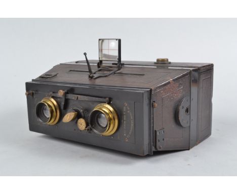 A Jumelle Photographique Mackenstein Stereo Camera, branded The London Stereographic Co, serial no 3630, body G, some brassin