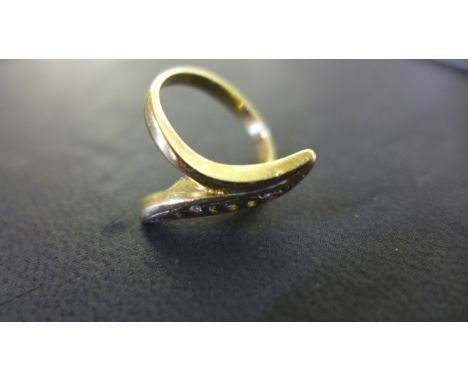 An 18ct yellow gold diamond ring, size K, approx 3.8 grams, some usage, generally good 