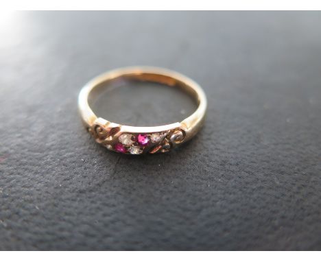 An 18ct yellow gold Victorian ruby and diamond ring size O - approx weight 2.8 grams - light surface scratches and usage wear