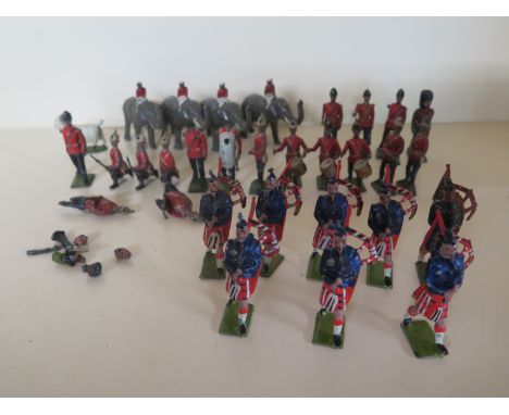 Britain's Lead Soldiers, 8 bagpipe playing soldiers, 4 mounted elephants and various red tunic soldiers 
