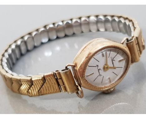 VINTAGE 1966 9CT GOLD CASED LADIES ACCURIST WATCH WITH EXPANDING STYLE STRAP IN WORKING ORDER, GROSS WEIGHT 13.6G