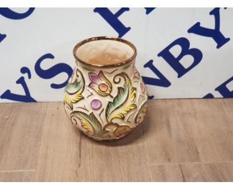 VINTAGE WADE GOTHIC BALUSTER LUSTRE VASE MARKED NO 359 16CM