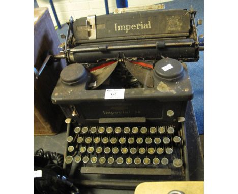 Imperial 58 vintage typewriter.(B.P. 24% incl. VAT)