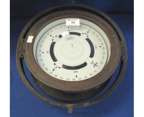 712 Standard No. 1 gimballed compass by the U.S. Navy Lionel Corporation with hessian sack.(B.P. 24% incl. VAT)