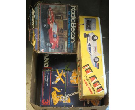 Box of assorted toys to include: RadioShack radio controlled BMW M1; Radio Elecon D Tomaso Pantera GTSS; Meccano items etc.(B