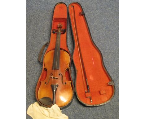 20th Century student violin in fitted case, with bow.(B.P. 24% incl. VAT)   CONDITION REPORT:  Length of back - 35.5 cm appro