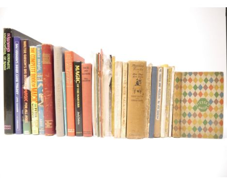 A collection of 33 books and booklets on Magic, Conjuring, Card Tricks etc, including Lewis Ganson: 'Dai Vernon's Inner Card 