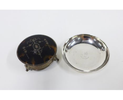 Early 20th century silver and tortoiseshell trinket box and a white metal pin dish, 8.5cm (2) 