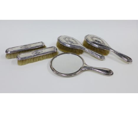 George V silver backed, five piece dressing table brush set, Birmingham 1938 (5) 