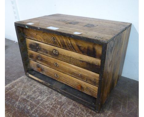 An early 20th Century oak engineer's tool chest 