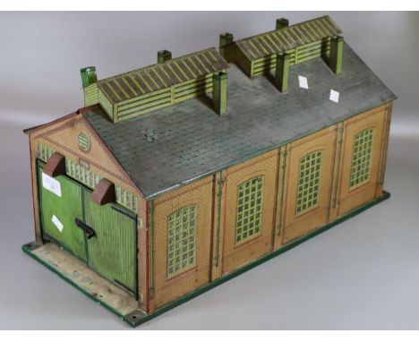 Hornby series Meccano Railways tinplate double track  o gauge engine shed. 50cms long  (B.P. 21% + VAT) 