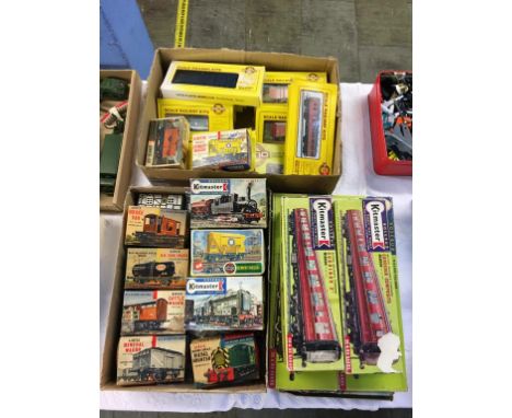 Quantity of Airfix, Kitmaster and Ratio model kits (some incomplete)