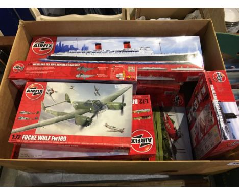 A quantity of Airfix model kits, including 1:600 scale RMS Queen Elisabeth, 1:12 scale London Icons and a 1:72 scale Westland