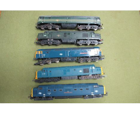 Five 'OO' Gauge/4mm diesel Co-Co Locomotives Unboxed, two Hornby class 47 BR green R/No D1587 and BR blue 'City of Truro', tw
