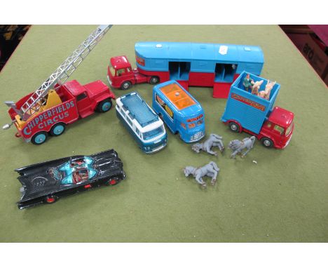Six Corgi Diecast Model Vehicles, including Smiths Karrier Van 'Joe's Diner', Batman!s Batmobile, Chipperfields Circus - arti