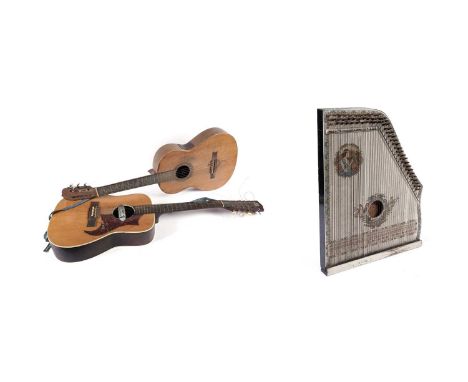 A German mandolin harp or zither, with lithographed classical decoration, labelled 'Mandolin Harp, made in Saxony', 43cms, ca