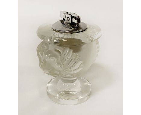 LALIQUE TETE DE LION TABLE LIGHTER - NEEDS NEW STONE - 11.5 CMS (H) APPROX 