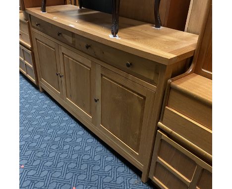 LIGHT OAK SIDEBOARD