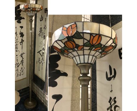 TIFFANY STYLE STANDARD LAMP