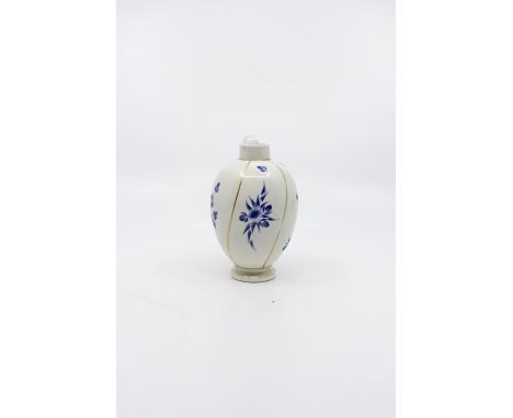 A Worcester tea canister decorated with blue flowers and gilt bands, circa 1770, 13.5cm high? Condition Report: Slight wear t