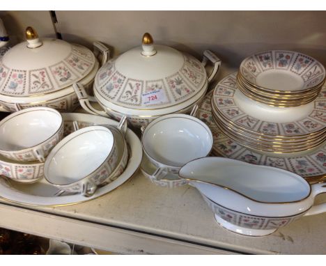 MINTON TAPESTRY DINNER WARE APPROX. 30 PIECES. K3