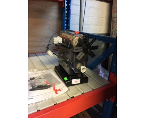 MODEL AIRFIX INTERNAL COMBUSTION ENGINE