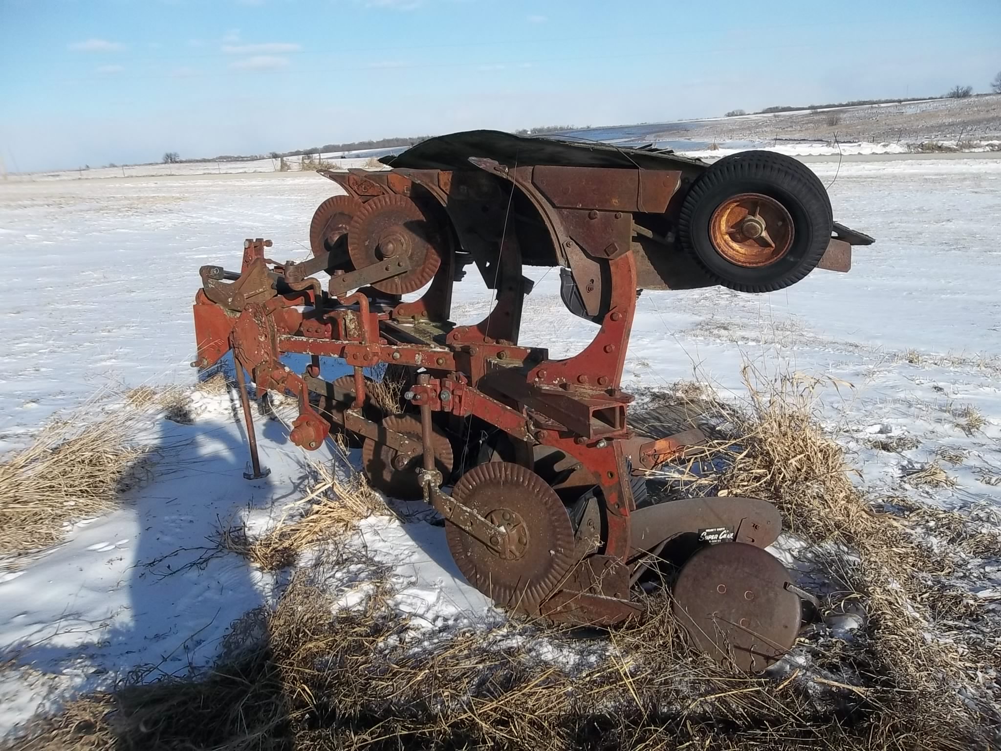 International 642 4 Bottom RollOver Plow