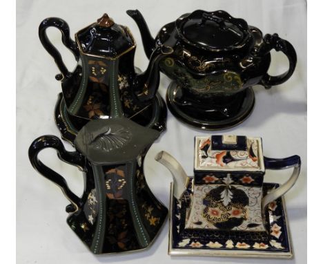 VICTORIAN BLACK TEAPOT & HOT WATER JUG TO STANDS + 2 OTHER TEAPOTS 